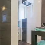 Paisible Proche De La Avec Jardin, Wifi, Et Equipements Bebe - Fr-1-306-1037