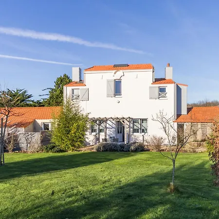 Paisible Proche De La Avec Jardin, Wifi, Et Equipements Bebe - Fr-1-306-1037 * 포르닉